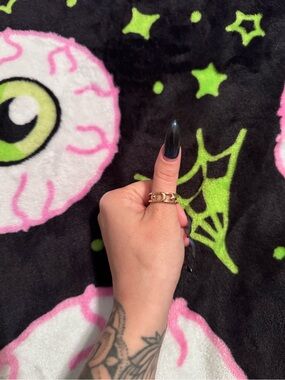 aerie ring
